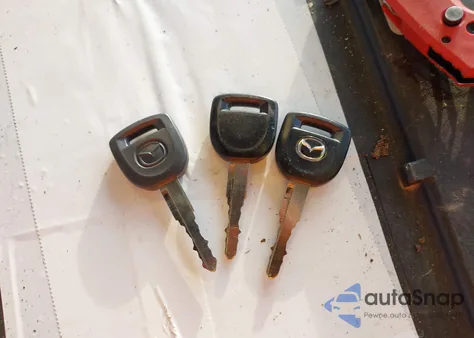 2005 Mazda Mazda6 S Grand Touring из США, поврежденный, VIN 1YVHP80D355M71404